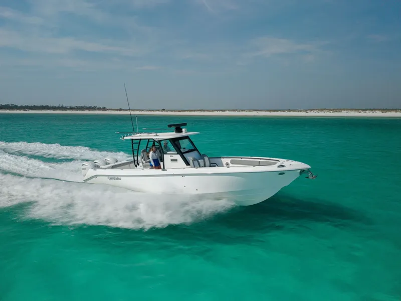 The Image of 2023 Everglades 365 CC- Profile - 6041083