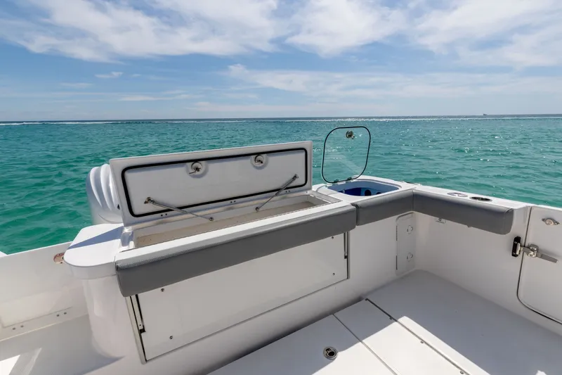 Slide: The Image of 2023 Everglades 365 CC- - 6040247