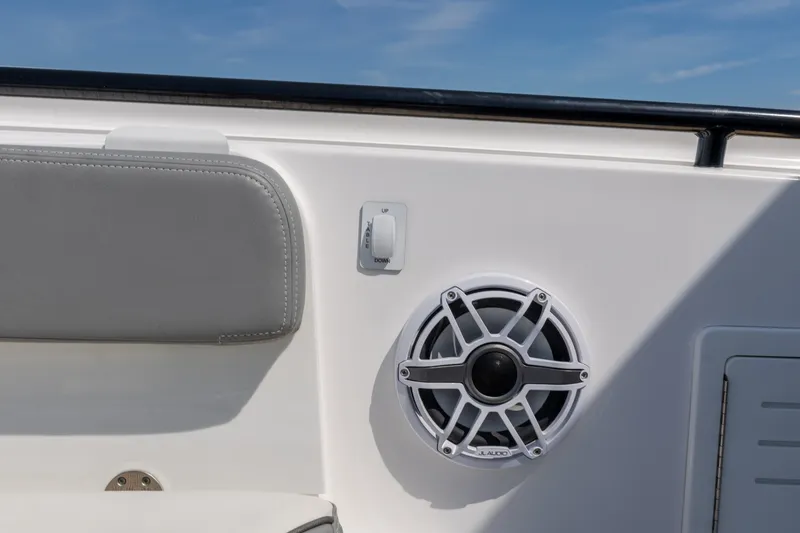 Slide: The Image of 2023 Everglades 365 CC- - 6040251