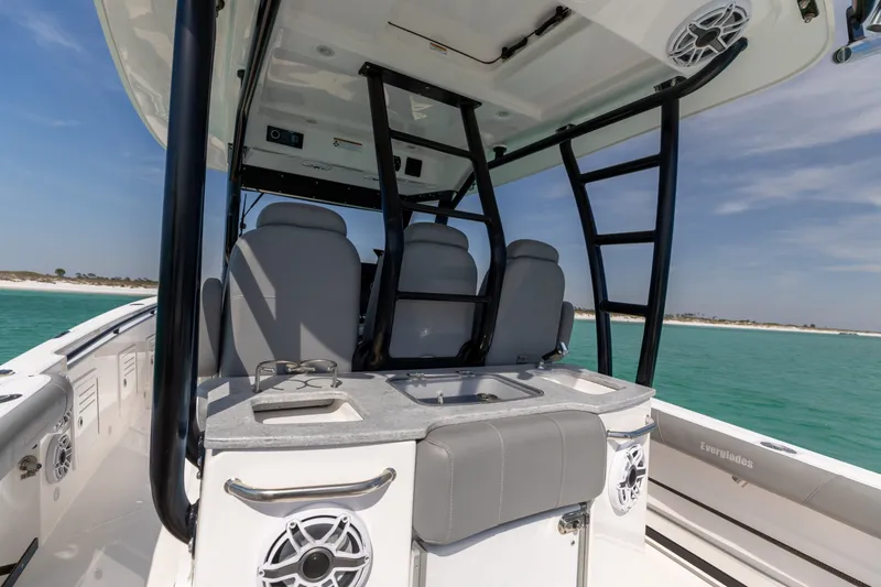 Slide: The Image of 2023 Everglades 365 CC- - 6040266