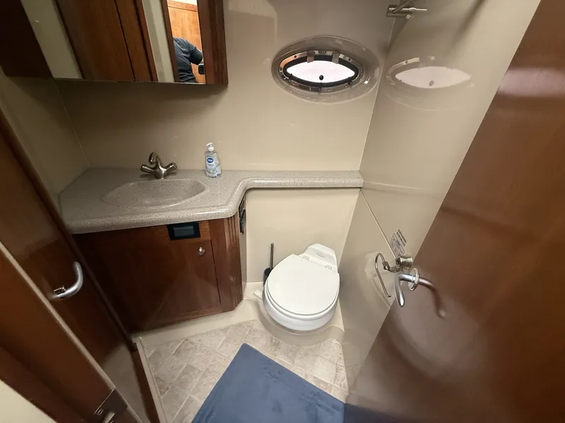 Slide: The Image of Cruisers 405 Motor Yacht 2005 - 6039035