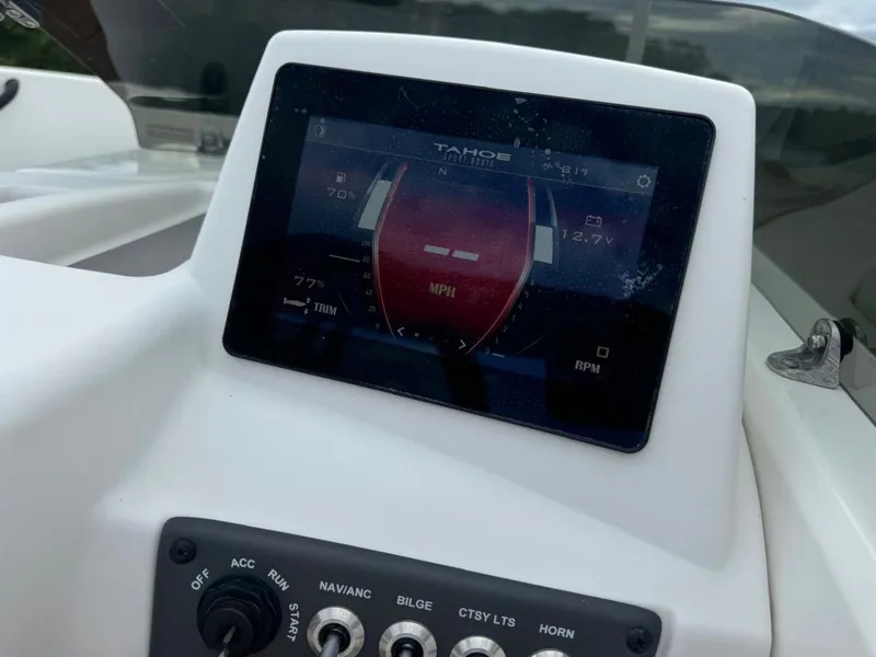 Slide: The Image of Tahoe T18 2024 - 6039058