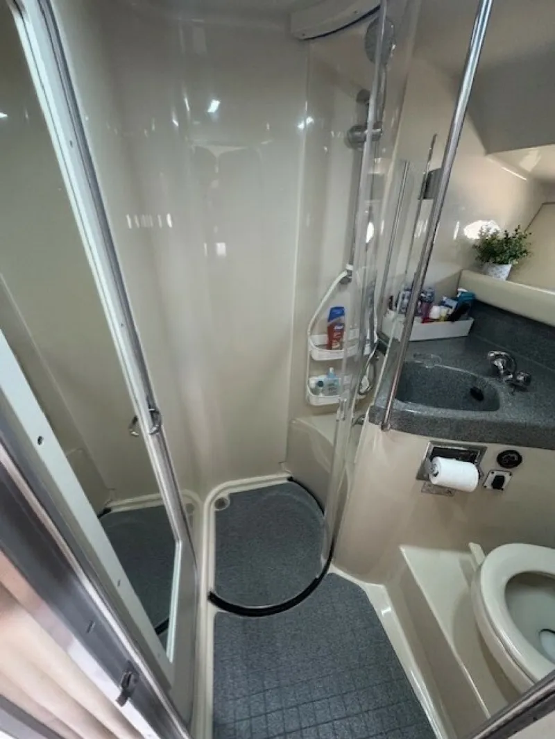 Slide: The Image of Larson 370 Cabrio 2006 - 6039106