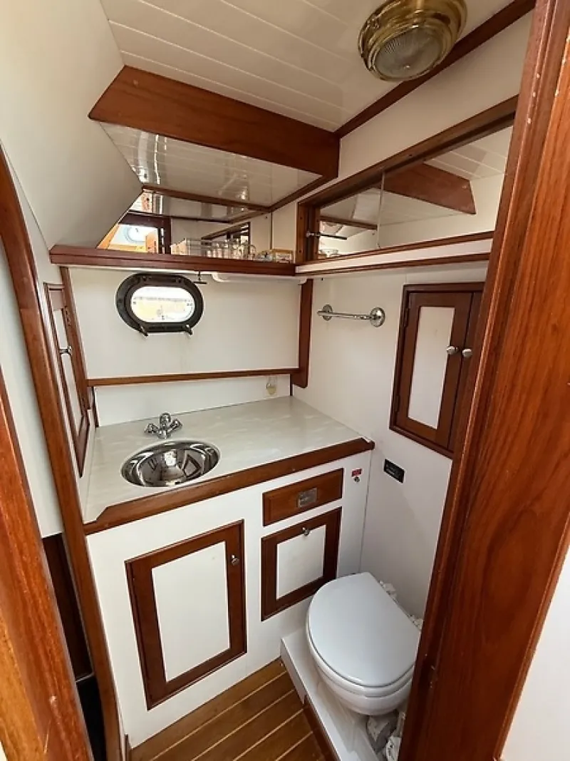 Slide: The Image of 0005652167 - 6039420