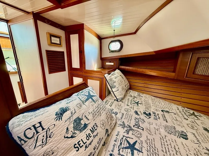 Slide: The Image of 0005655285 - 6039426