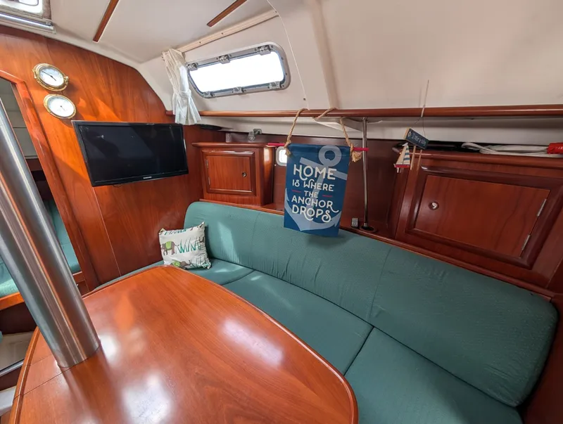 Slide: The Image of Beneteau 331 2003 - 6039703