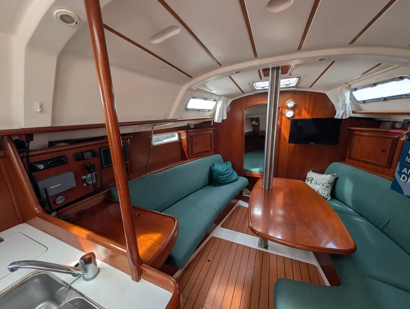 Slide: The Image of Beneteau 331 2003 - 6039706