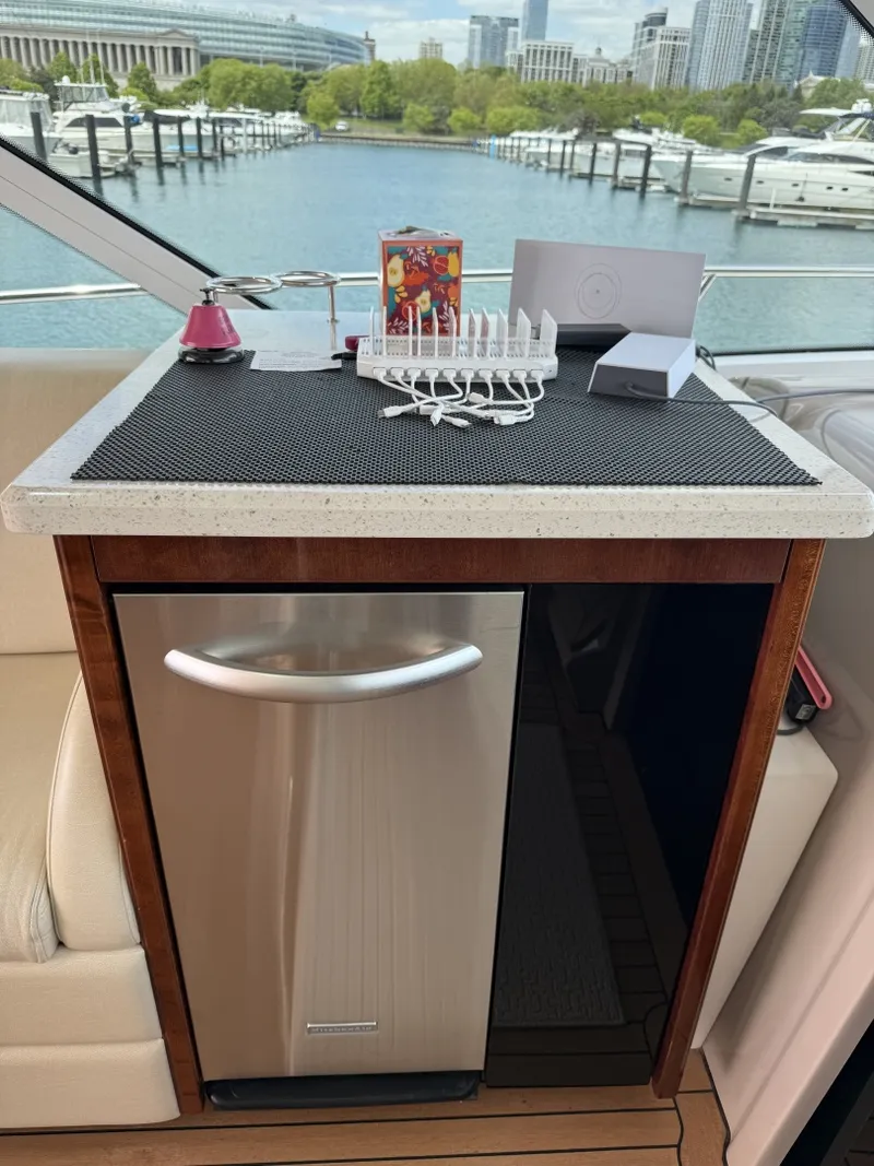 Slide: The Image of Sea Ray 60 Sundancer 2009 - 6187987