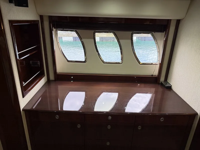 Slide: The Image of Sea Ray 60 Sundancer 2009 - 6188015