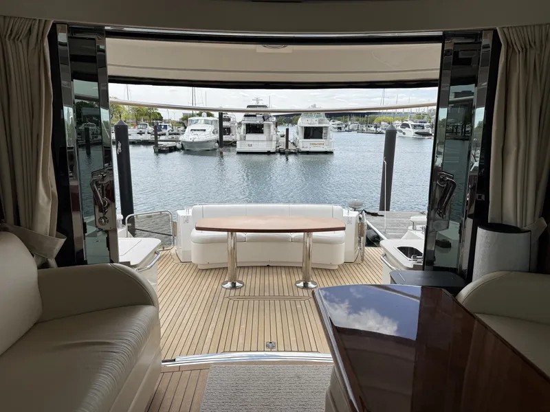Slide: The Image of Sea Ray 60 Sundancer 2009 - 6188028