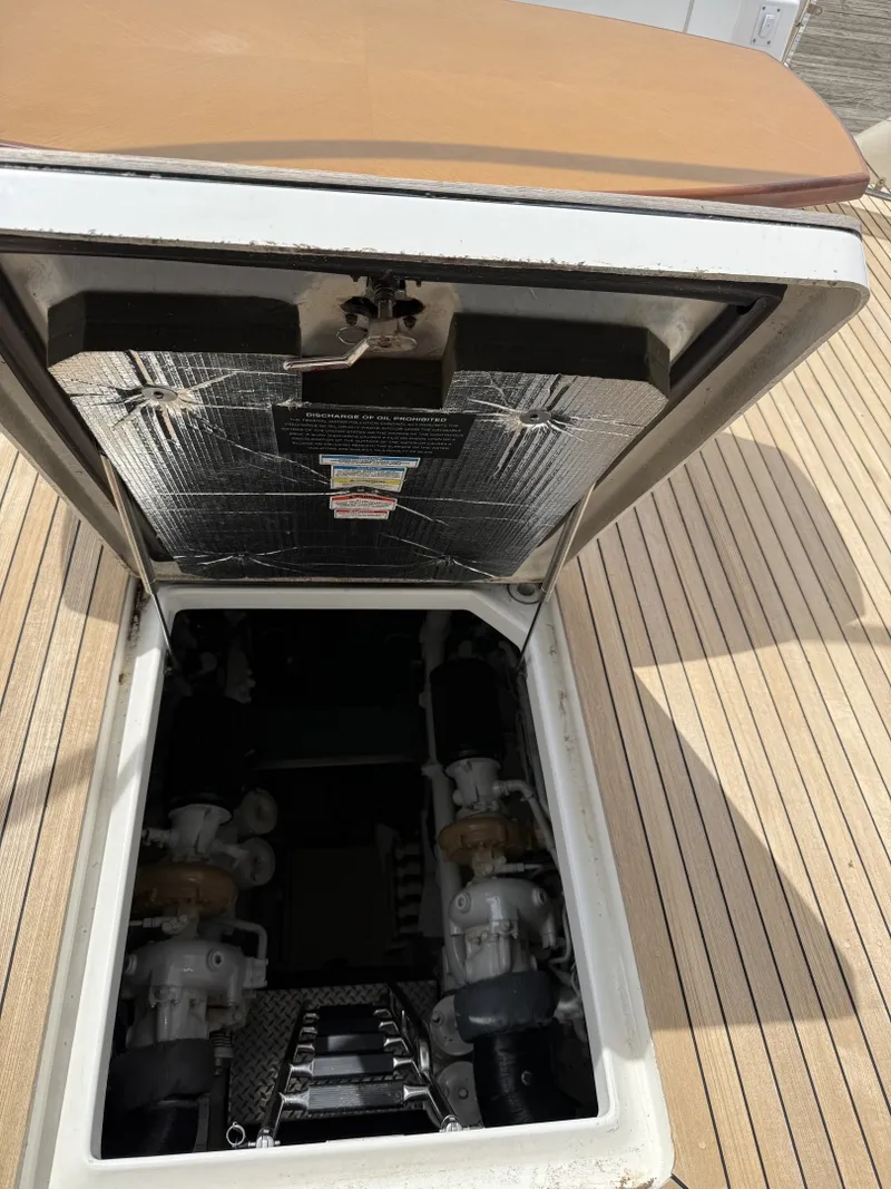 Slide: The Image of Sea Ray 60 Sundancer 2009 - 6187966