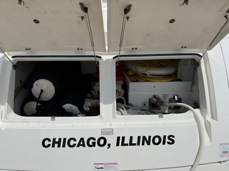 Slide: The Image of Sea Ray 60 Sundancer 2009 - 6187981