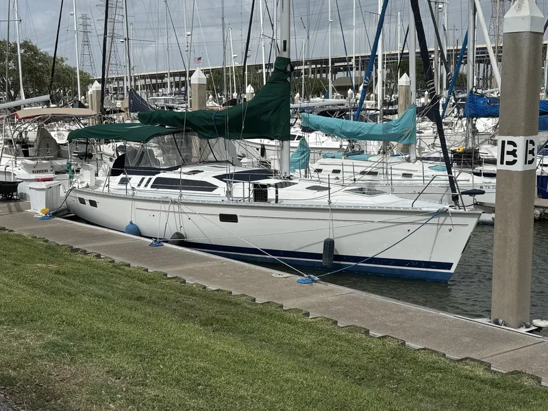 The Image of Hunter 40.5 Legend 1996 - 6046240