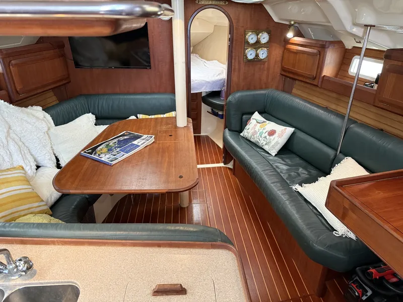 Slide: The Image of Hunter 40.5 Legend 1996 - 6046259