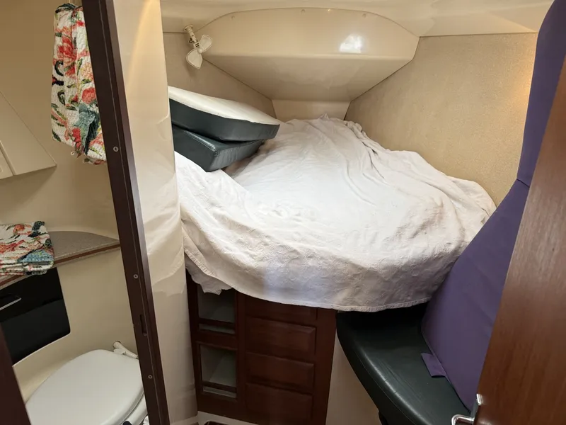 Slide: The Image of Hunter 40.5 Legend 1996 - 6046261