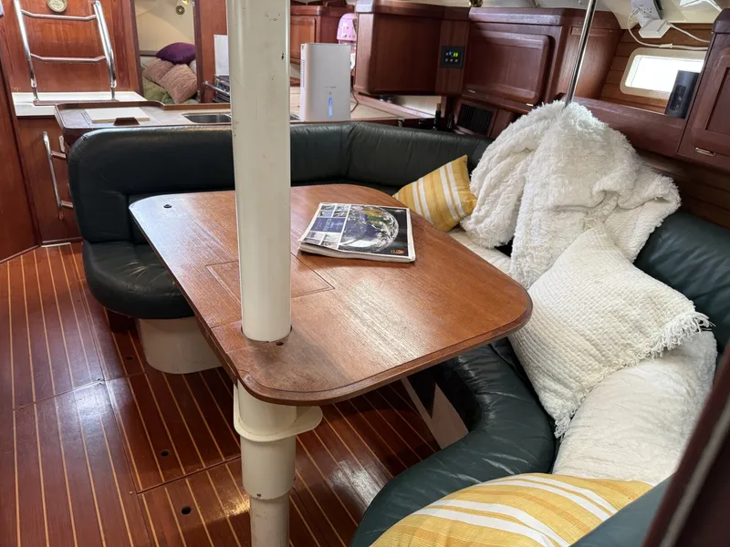 Slide: The Image of Hunter 40.5 Legend 1996 - 6046263