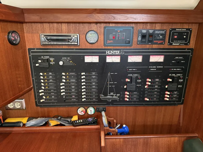 Slide: The Image of Hunter 40.5 Legend 1996 - 6046267