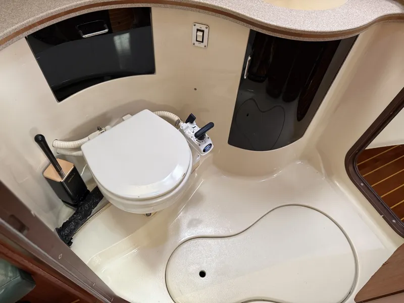 Slide: The Image of Hunter 40.5 Legend 1996 - 6046269