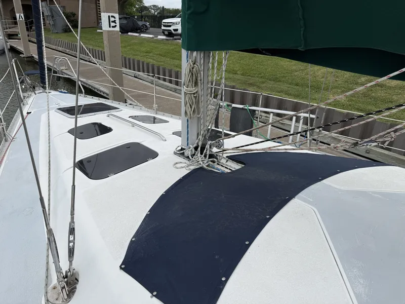 Slide: The Image of Hunter 40.5 Legend 1996 - 6046283