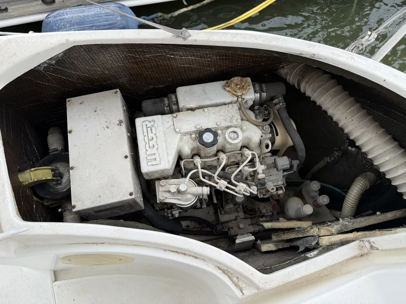 Slide: The Image of Hunter 40.5 Legend 1996 - 6046254