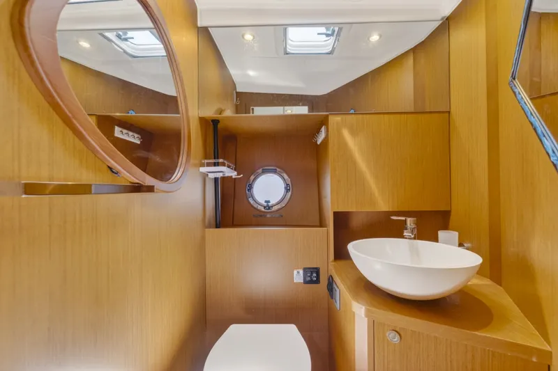Slide: The Image of Beneteau Swift Trawler 41 Fly 2022 - 6223598