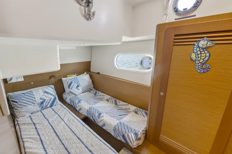 Slide: The Image of Beneteau Swift Trawler 41 Fly 2022 - 6223600