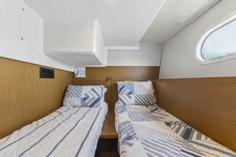 Slide: The Image of Beneteau Swift Trawler 41 Fly 2022 - 6223601