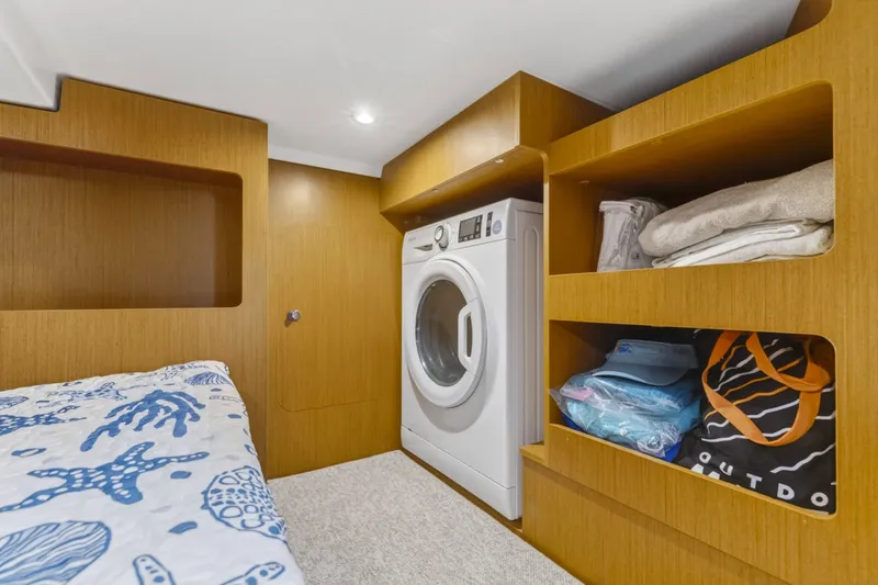 Slide: The Image of Beneteau Swift Trawler 41 Fly 2022 - 6223602