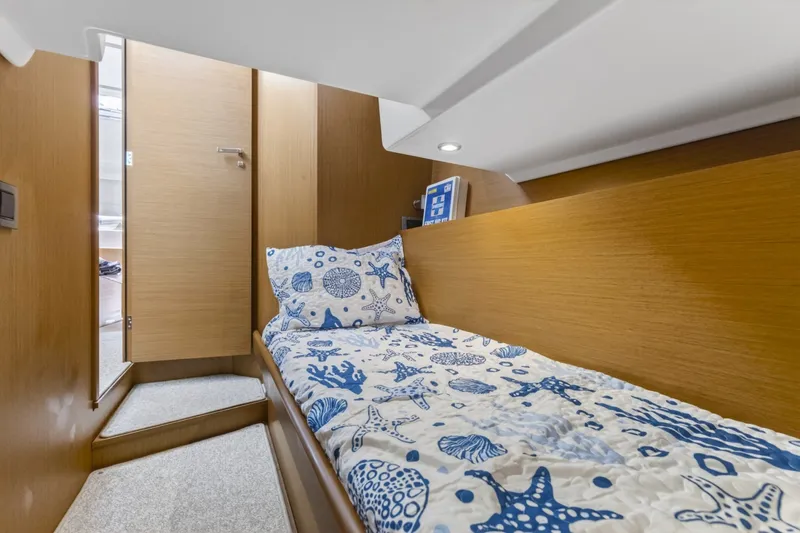 Slide: The Image of Beneteau Swift Trawler 41 Fly 2022 - 6223603