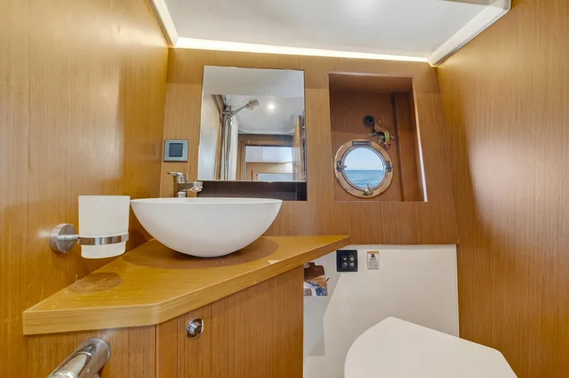 Slide: The Image of Beneteau Swift Trawler 41 Fly 2022 - 6223607