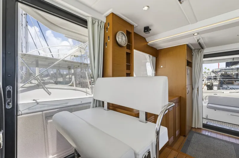 Slide: The Image of Beneteau Swift Trawler 41 Fly 2022 - 6223609