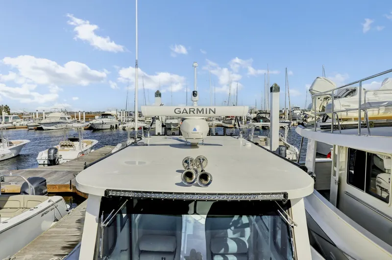 Slide: The Image of Other Custom Nerowalker 35 2024 - 6040115