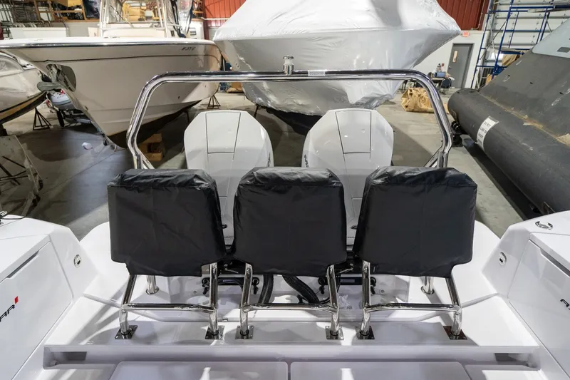 Slide: The Image of Axopar 37 2024 - 6040190