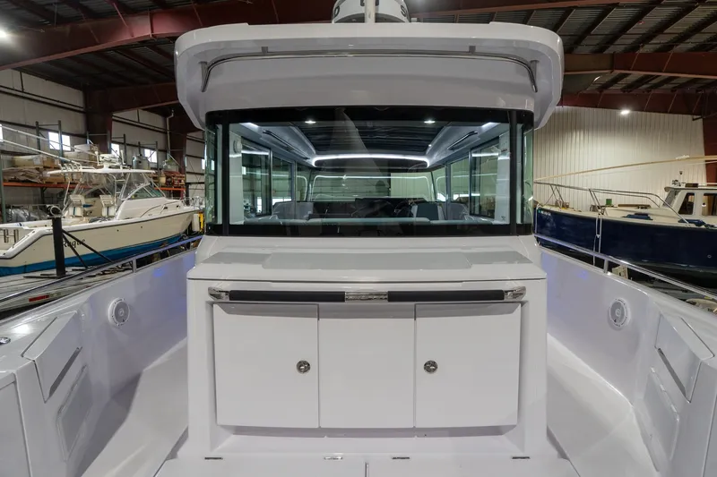 Slide: The Image of Axopar 37 2024 - 6040182