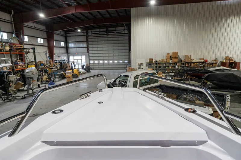 Slide: The Image of Axopar 37 2024 - 6040201