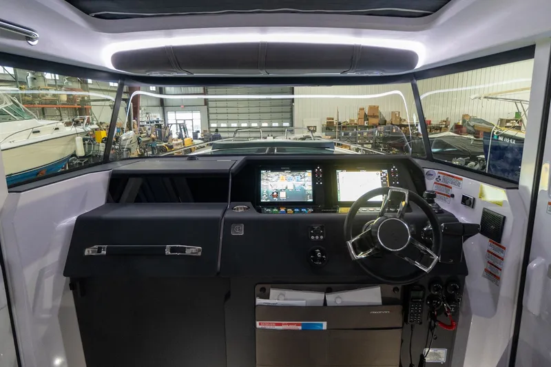 Slide: The Image of Axopar 37 2024 - 6040213