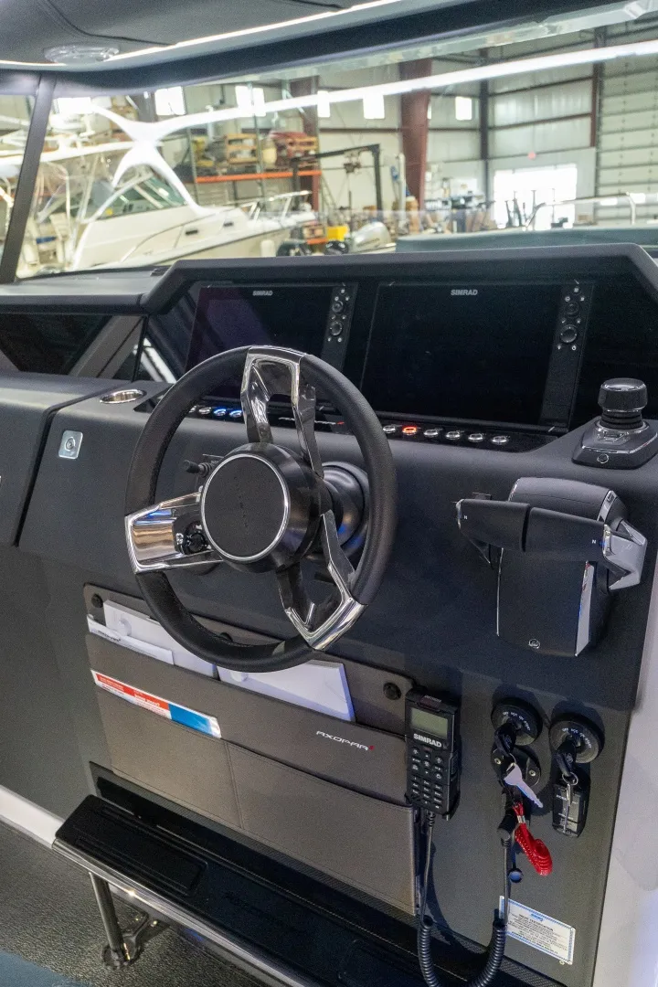 Slide: The Image of Axopar 37 2024 - 6040214