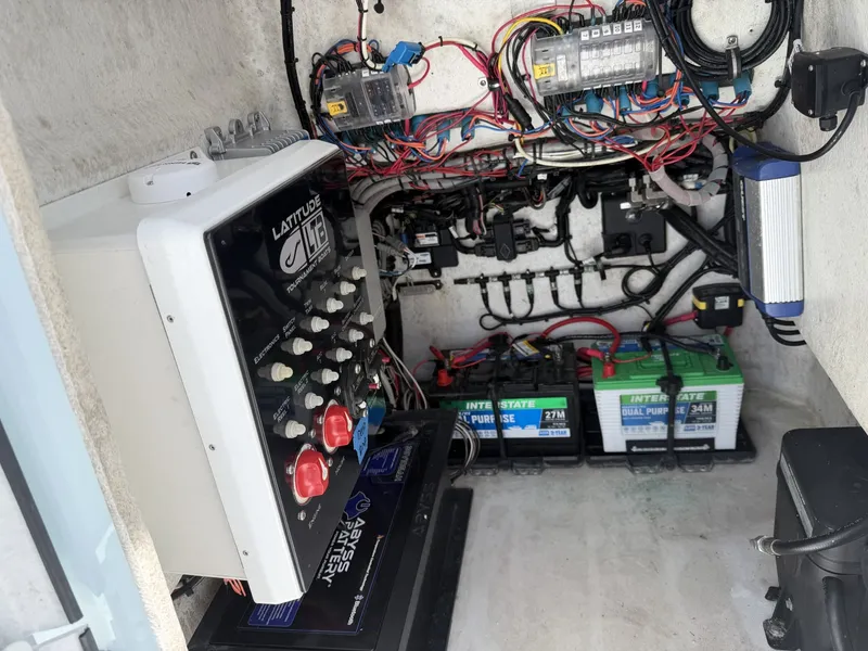 Slide: The Image of Latitude Tournament Boats 25 Center Console 2022 - 6040241