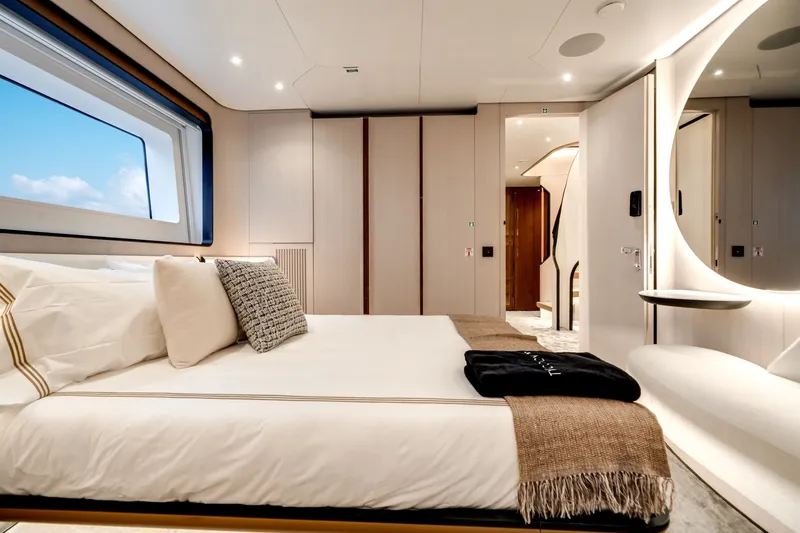 Slide: The Image of Azimut 36 Meter 2024 - 6040784