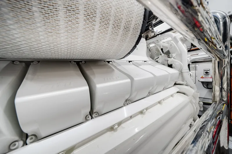 Slide: The Image of Azimut 36 Meter 2024 - 6040798