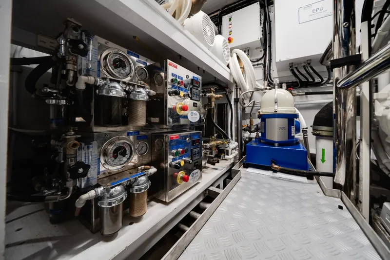 Slide: The Image of Azimut 36 Meter 2024 - 6040803