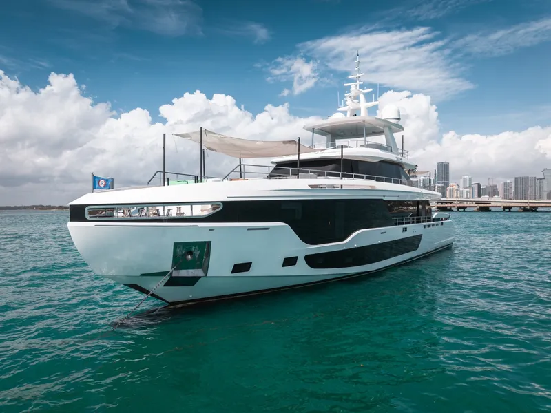 Slide: The Image of Azimut 36 Meter 2024 - 6040678