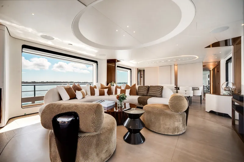 Slide: The Image of Azimut 36 Meter 2024 - 6040737