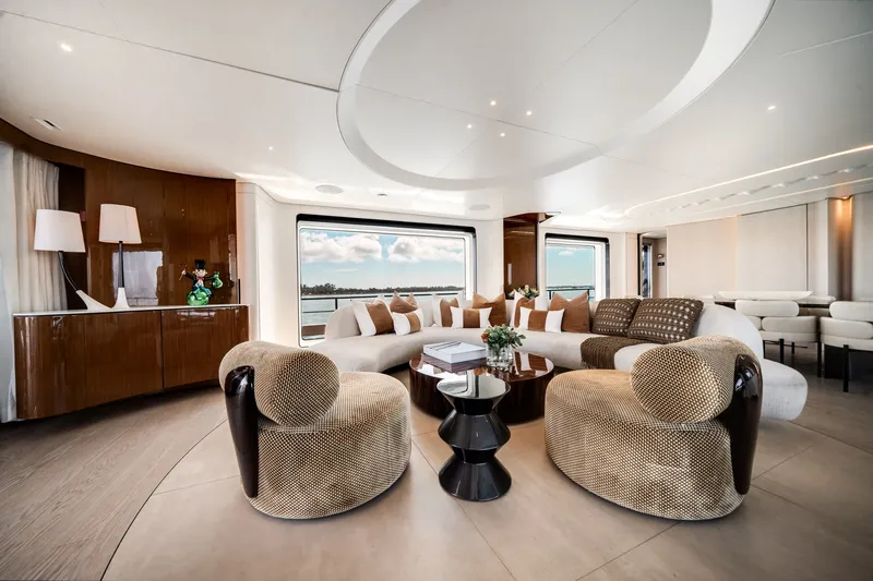 Slide: The Image of Azimut 36 Meter 2024 - 6040738