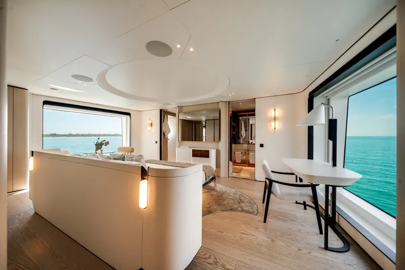 Slide: The Image of Azimut 36 Meter 2024 - 6040756