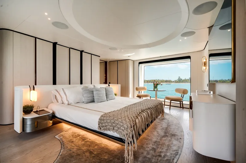 Slide: The Image of Azimut 36 Meter 2024 - 6040757