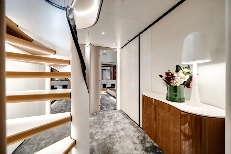 Slide: The Image of Azimut 36 Meter 2024 - 6040771