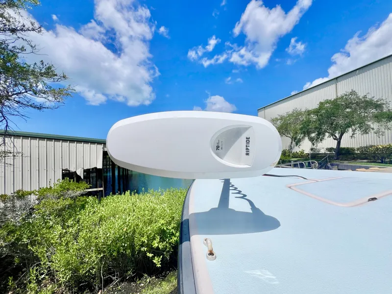 Slide: The Image of Hewes Redfisher 21 2003 - 6040821