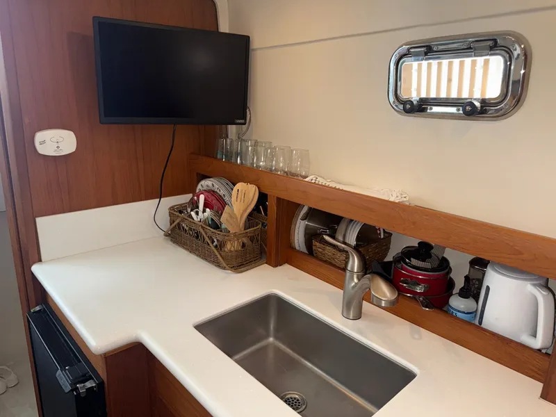 Slide: The Image of Mainship 34 2002 - 6042551