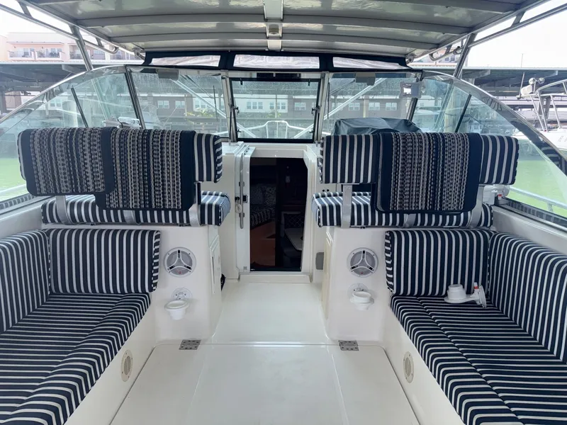 Slide: The Image of Mainship 34 2002 - 6042558